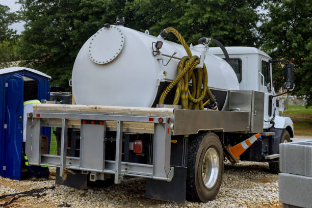 Best Porta potty delivery and setup  in Madison Heights, VA